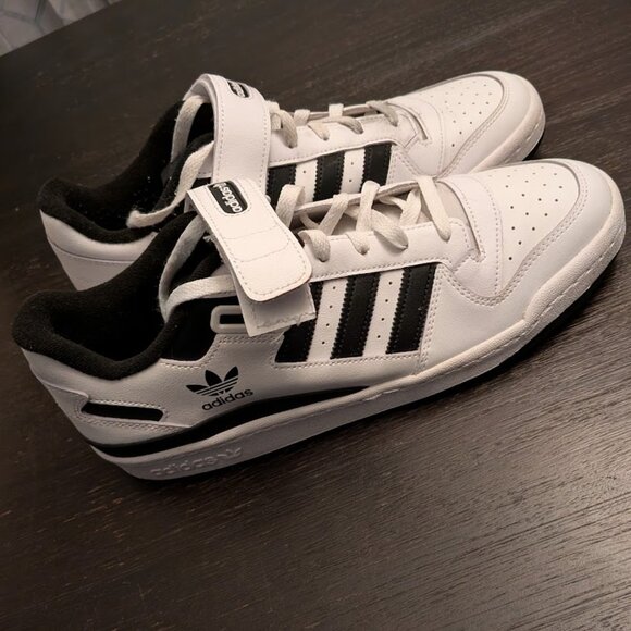 ADIDAS ORIGINALS - Picture 3 of 12